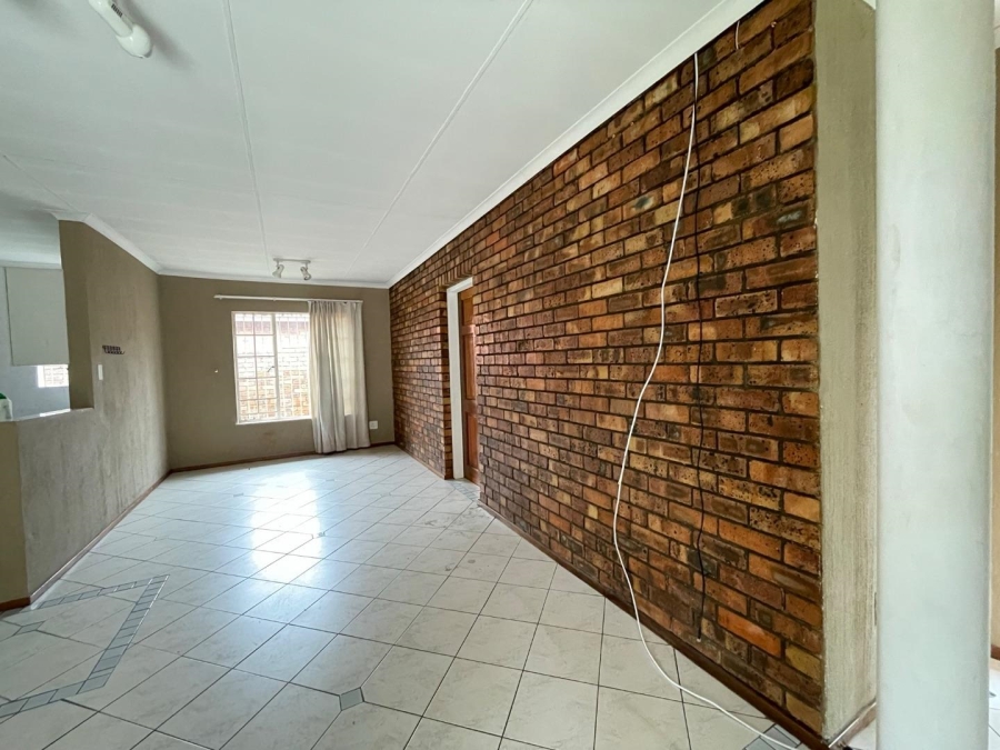 To Let 3 Bedroom Property for Rent in Terenure Gauteng