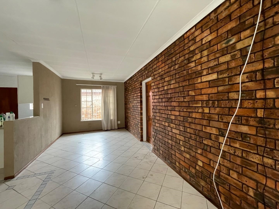 To Let 3 Bedroom Property for Rent in Terenure Gauteng