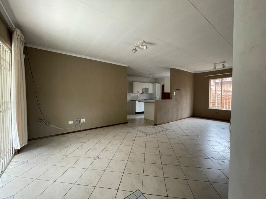 To Let 3 Bedroom Property for Rent in Terenure Gauteng