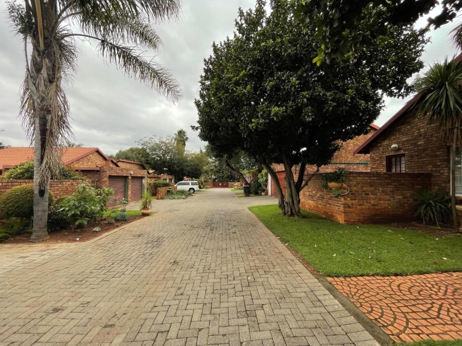 To Let 3 Bedroom Property for Rent in Terenure Gauteng