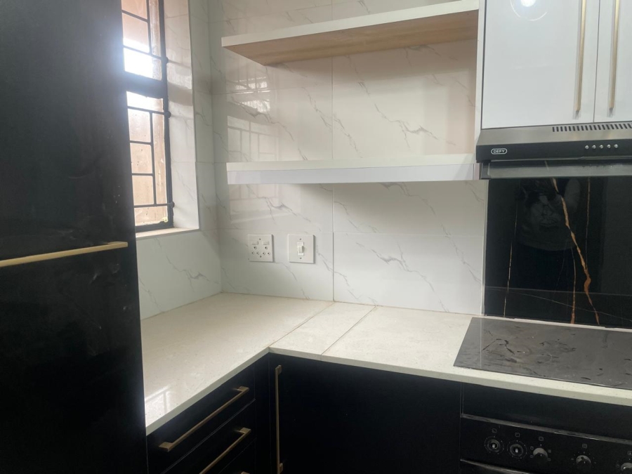 2 Bedroom Property for Sale in Haddon Gauteng