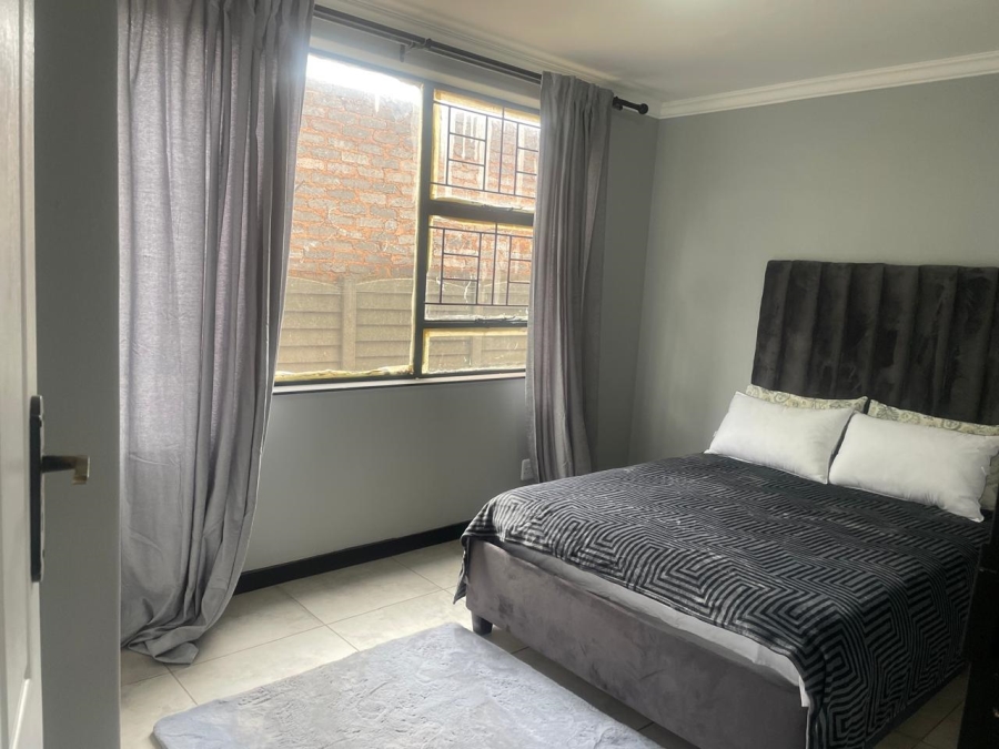 2 Bedroom Property for Sale in Haddon Gauteng