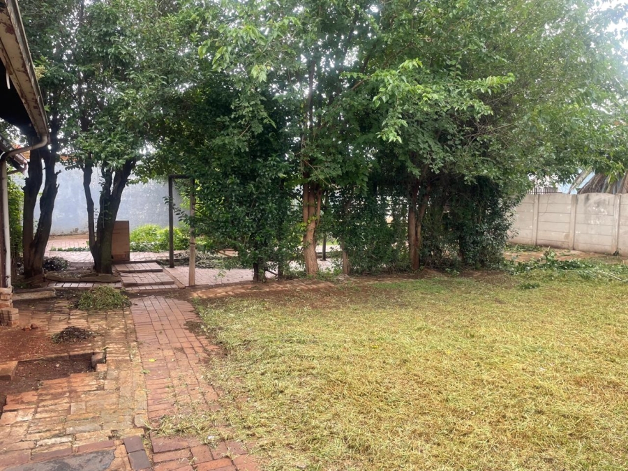 3 Bedroom Property for Sale in Rondebult Gauteng