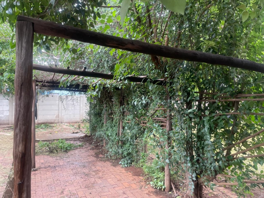 3 Bedroom Property for Sale in Rondebult Gauteng