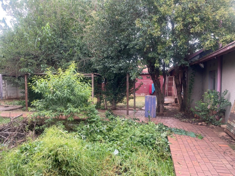 3 Bedroom Property for Sale in Rondebult Gauteng