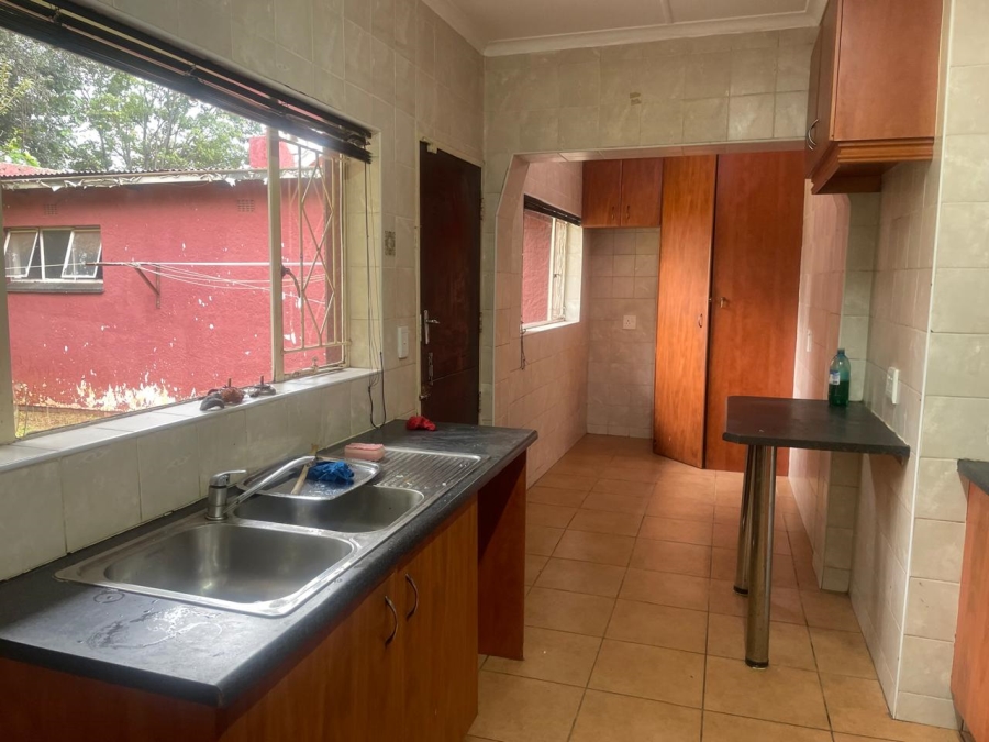 3 Bedroom Property for Sale in Rondebult Gauteng