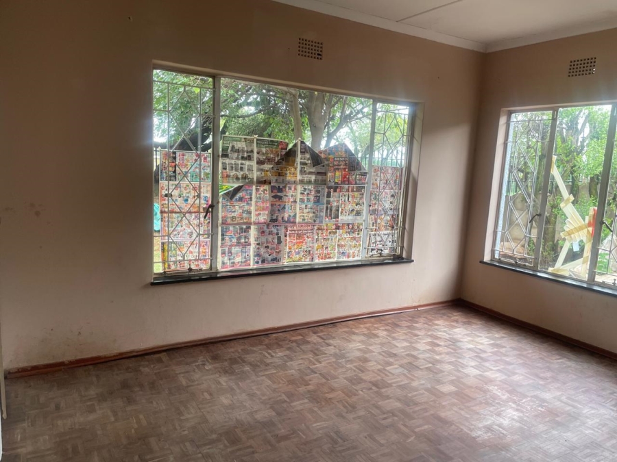 3 Bedroom Property for Sale in Rondebult Gauteng