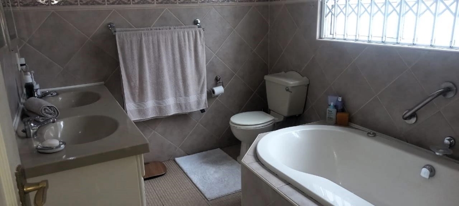 3 Bedroom Property for Sale in Alberante Gauteng