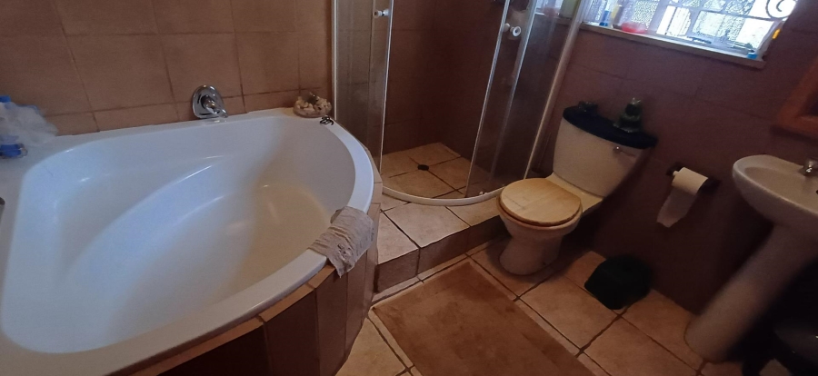 3 Bedroom Property for Sale in Florentia Gauteng