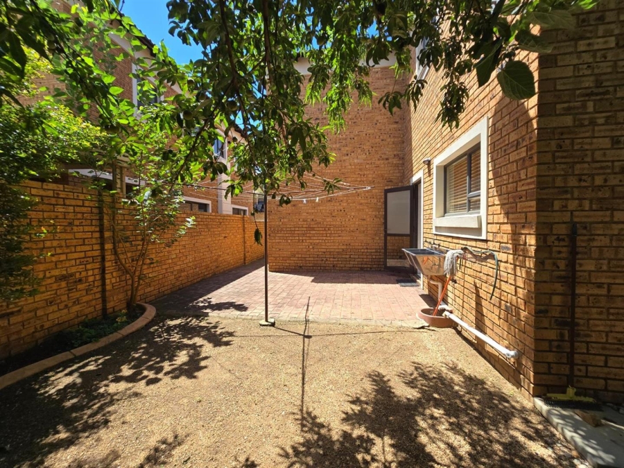 3 Bedroom Property for Sale in New Market Gauteng