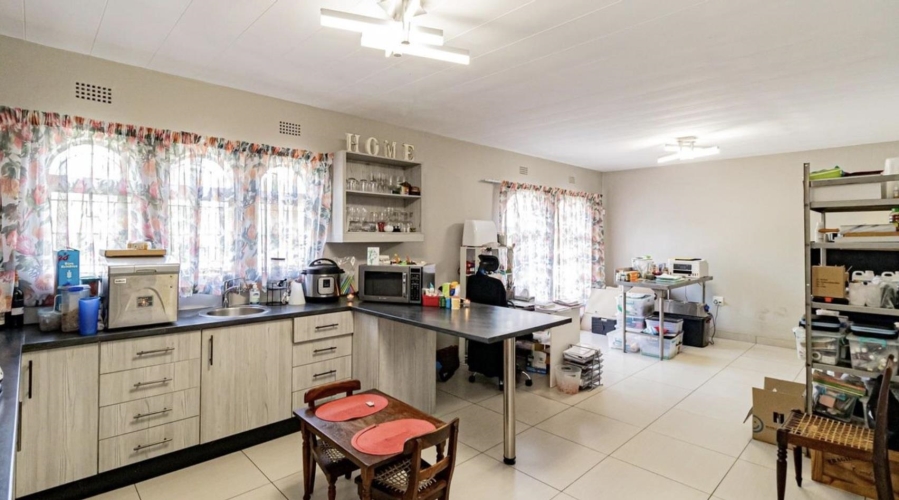 3 Bedroom Property for Sale in Alberante Gauteng