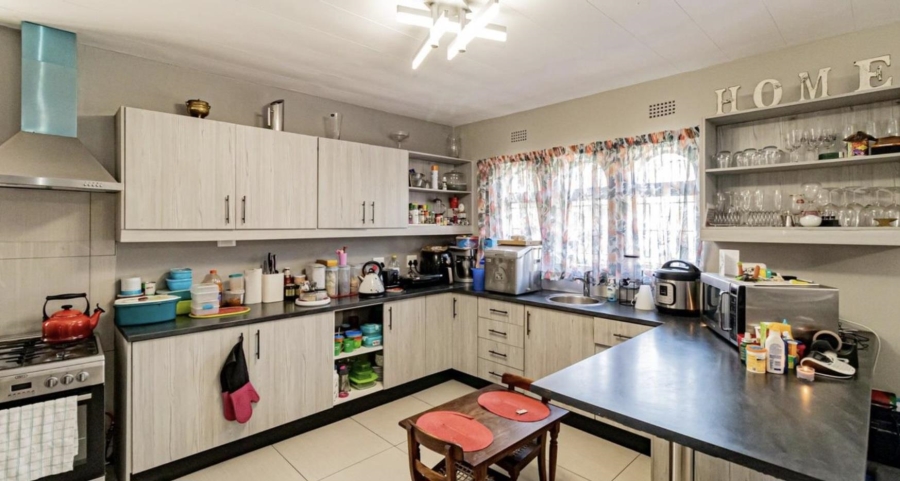 3 Bedroom Property for Sale in Alberante Gauteng