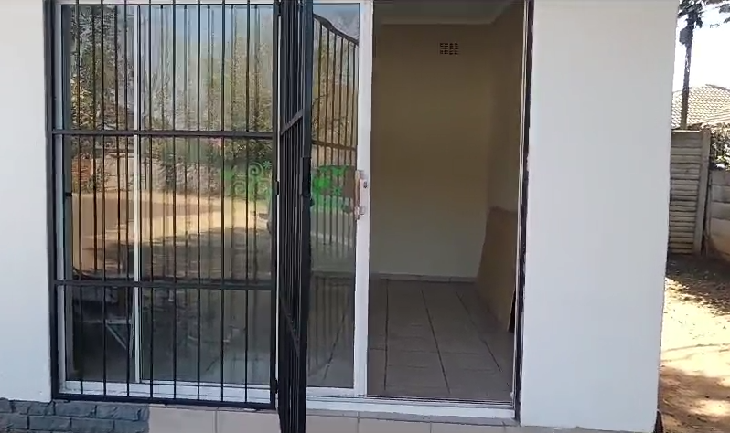 To Let 1 Bedroom Property for Rent in Kilner Park Gauteng