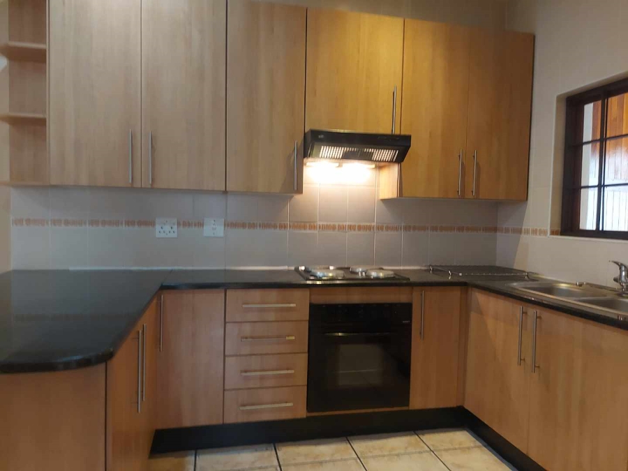 2 Bedroom Property for Sale in Noordheuwel Gauteng