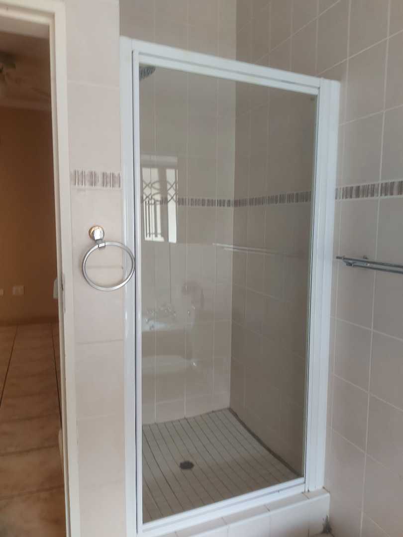 2 Bedroom Property for Sale in Noordheuwel Gauteng