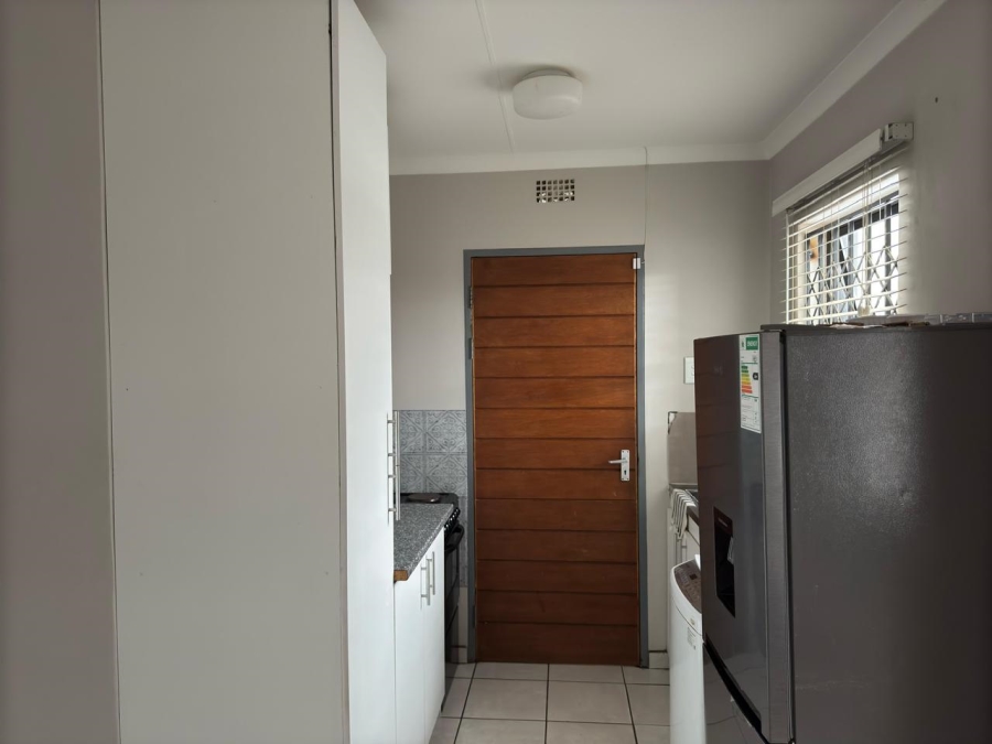 3 Bedroom Property for Sale in Clayville Gauteng