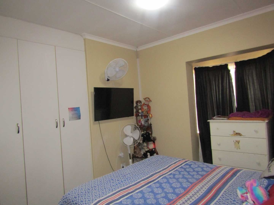 2 Bedroom Property for Sale in Birchleigh Gauteng