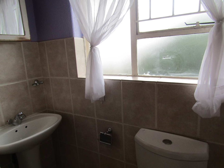 2 Bedroom Property for Sale in Birchleigh Gauteng