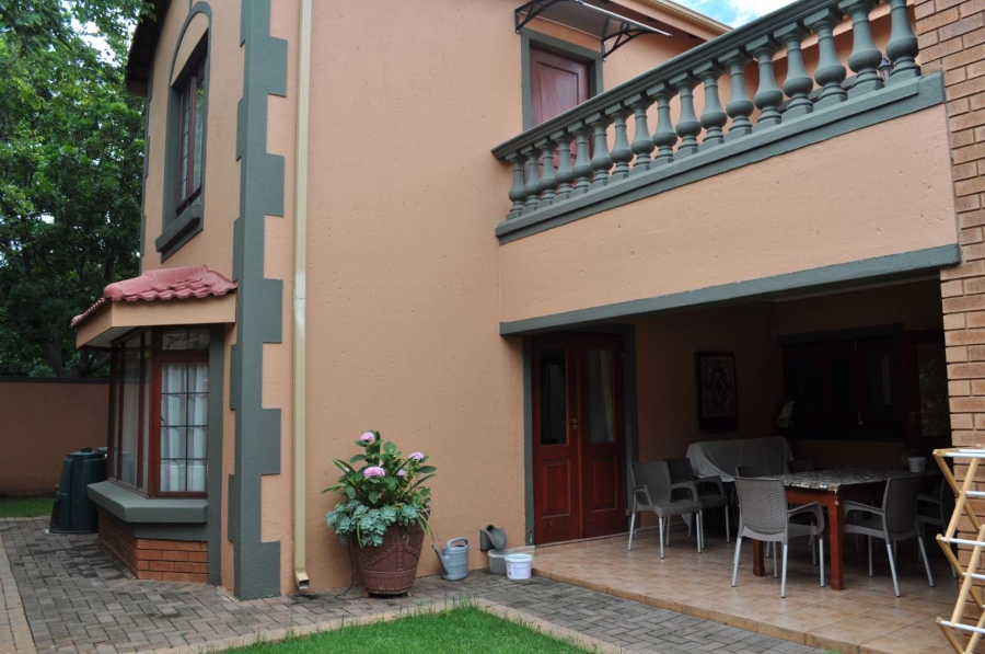 3 Bedroom Property for Sale in Faerie Glen Gauteng