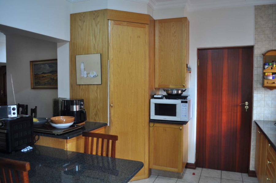 3 Bedroom Property for Sale in Faerie Glen Gauteng