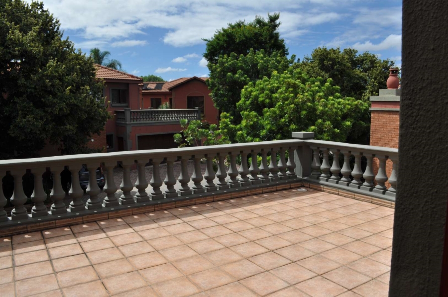 3 Bedroom Property for Sale in Faerie Glen Gauteng