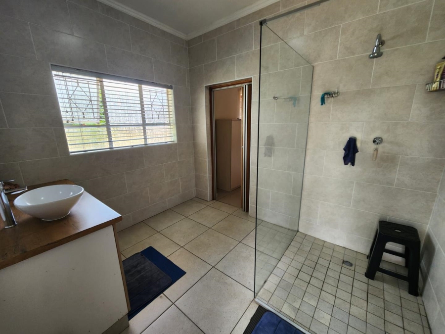 4 Bedroom Property for Sale in Brackenhurst Gauteng