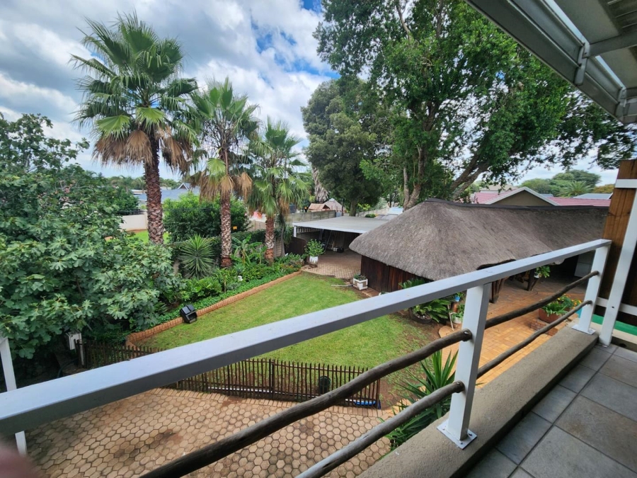 4 Bedroom Property for Sale in Brackenhurst Gauteng