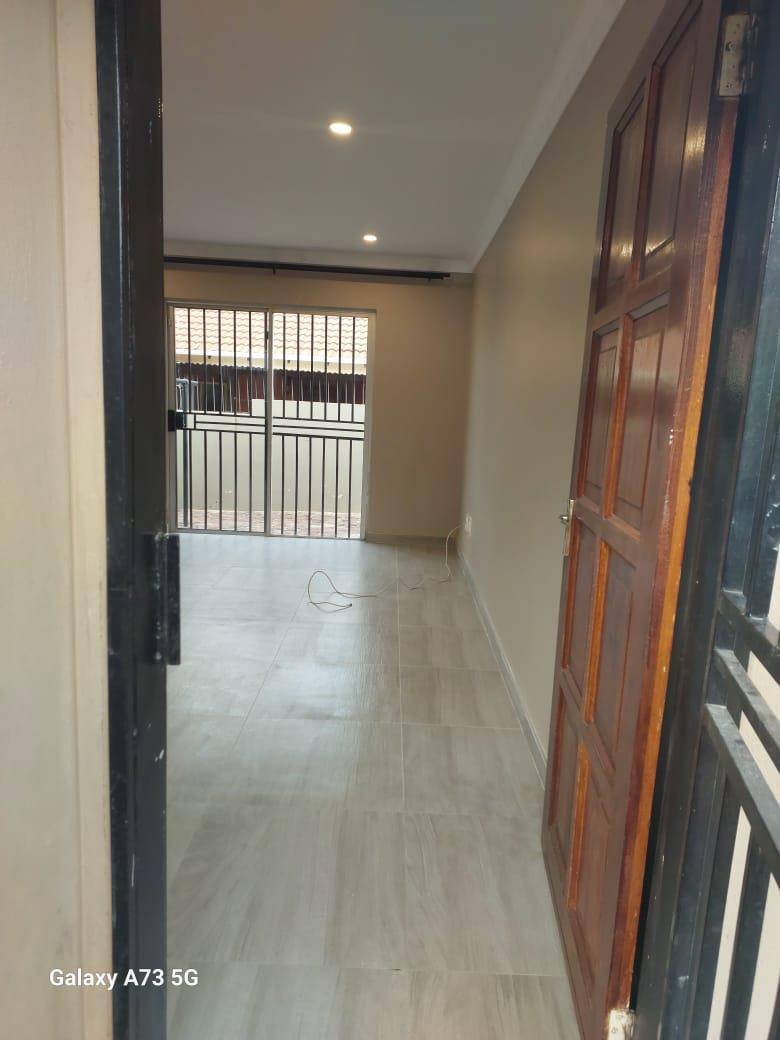 To Let 3 Bedroom Property for Rent in Olievenhoutbosch A H Gauteng