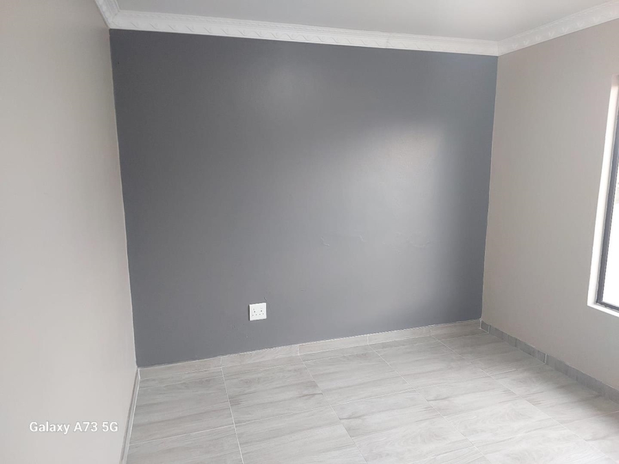 To Let 3 Bedroom Property for Rent in Olievenhoutbosch A H Gauteng