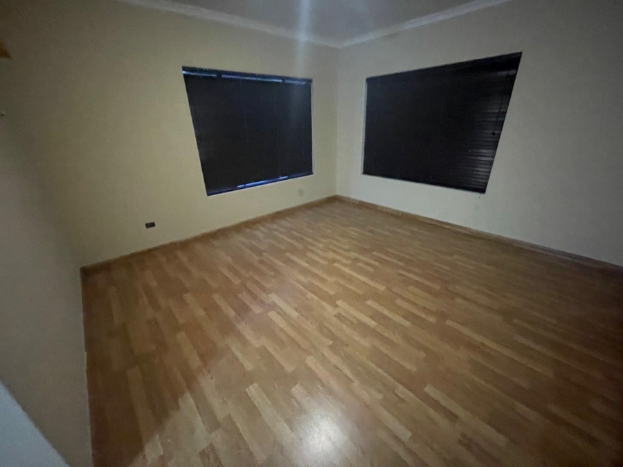 To Let 1 Bedroom Property for Rent in Esther Park Gauteng