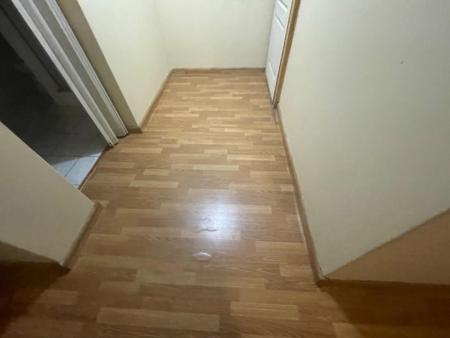 To Let 1 Bedroom Property for Rent in Esther Park Gauteng