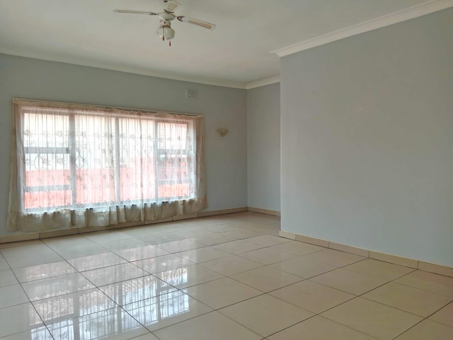 To Let 3 Bedroom Property for Rent in Highlands Gauteng