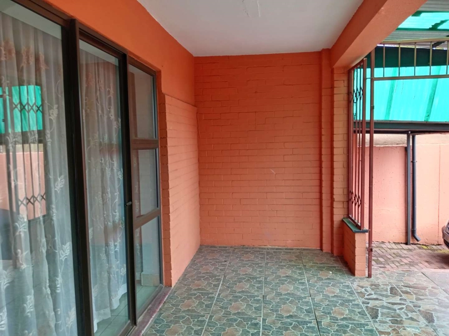 To Let 3 Bedroom Property for Rent in Highlands Gauteng