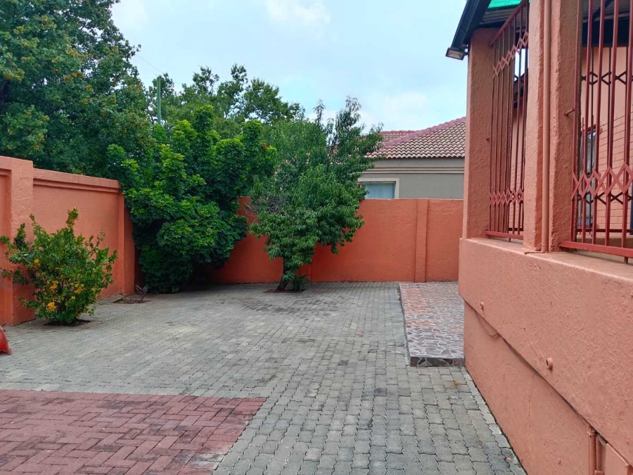 To Let 3 Bedroom Property for Rent in Highlands Gauteng