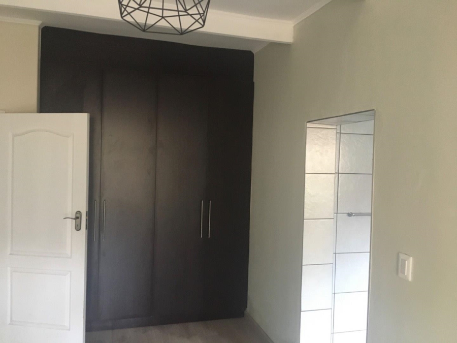 4 Bedroom Property for Sale in Wierdapark Gauteng