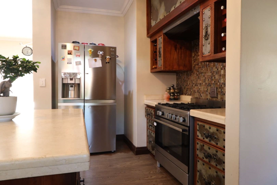 5 Bedroom Property for Sale in Zwartkop Golf Estate Gauteng