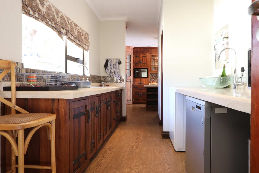 5 Bedroom Property for Sale in Zwartkop Golf Estate Gauteng