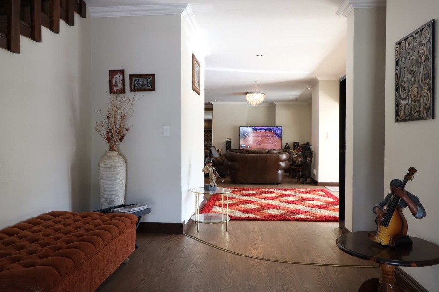 5 Bedroom Property for Sale in Zwartkop Golf Estate Gauteng