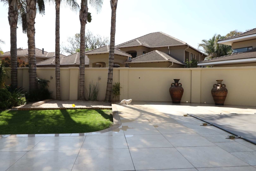 5 Bedroom Property for Sale in Zwartkop Golf Estate Gauteng