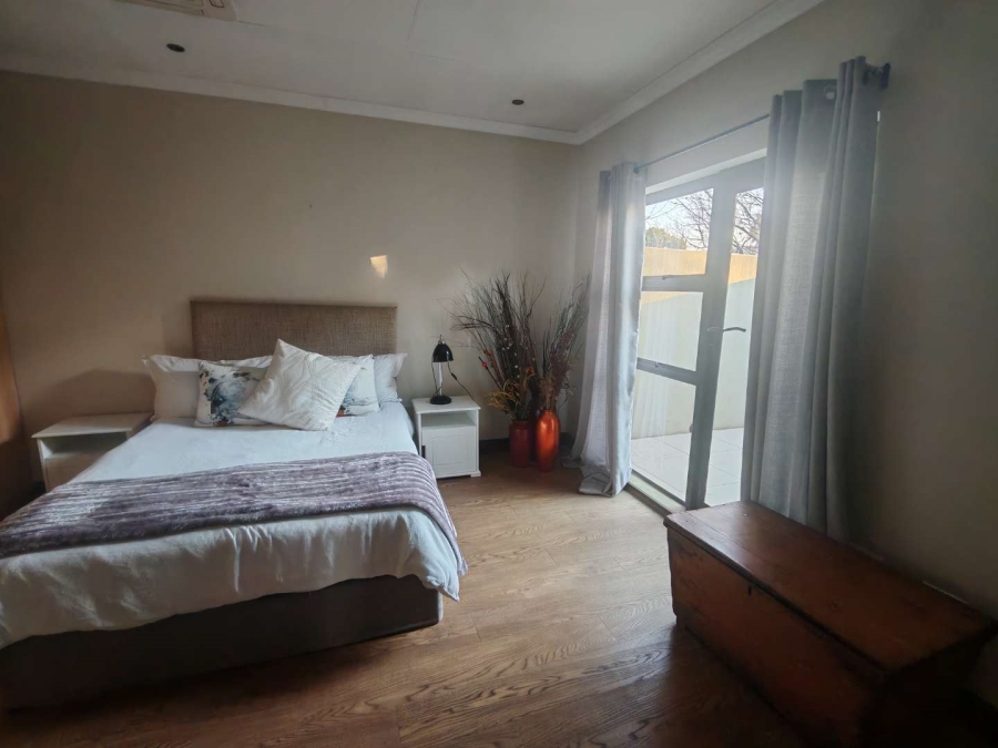 5 Bedroom Property for Sale in Zwartkop Golf Estate Gauteng