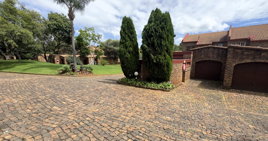 3 Bedroom Property for Sale in Waterkloof Gauteng