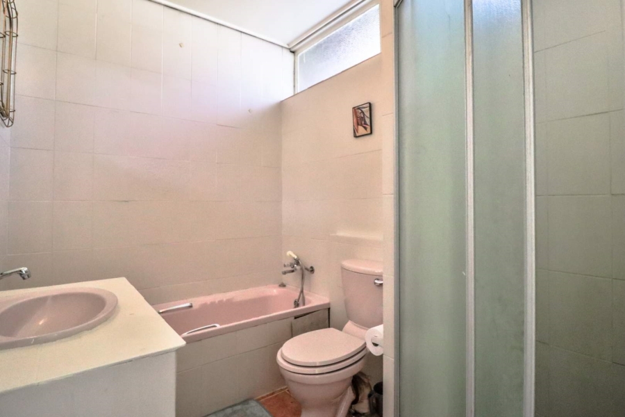 2 Bedroom Property for Sale in Hyde Park Gauteng