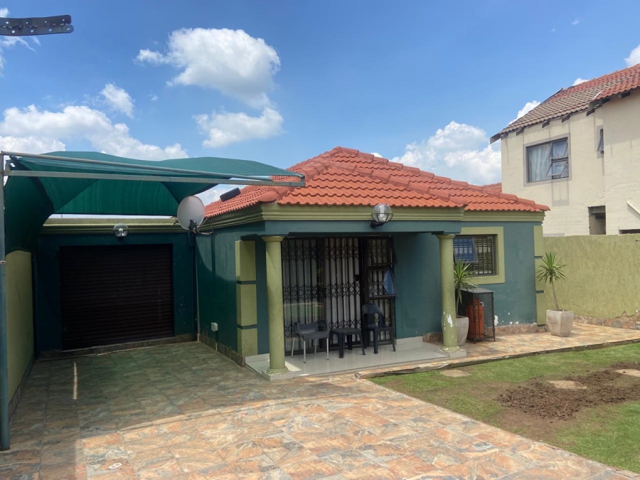 3 Bedroom Property for Sale in Naturena Gauteng