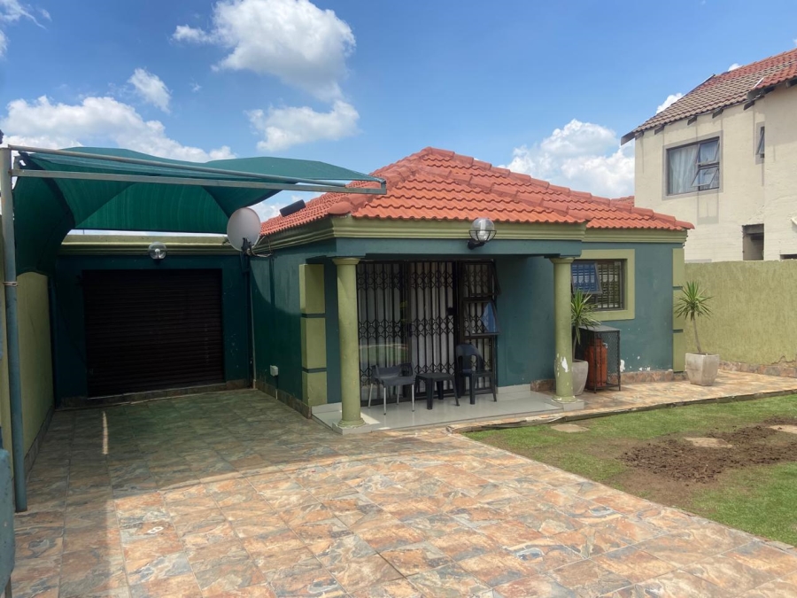 3 Bedroom Property for Sale in Naturena Gauteng