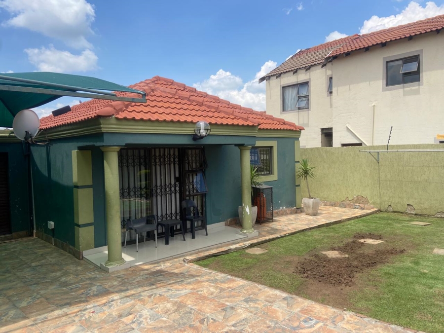 3 Bedroom Property for Sale in Naturena Gauteng