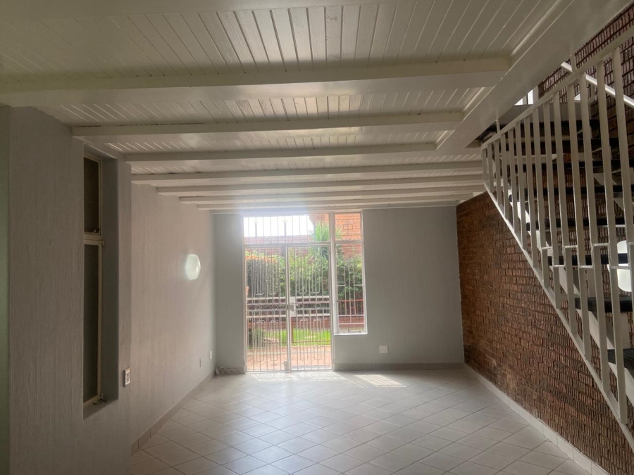 2 Bedroom Property for Sale in The Hill Gauteng