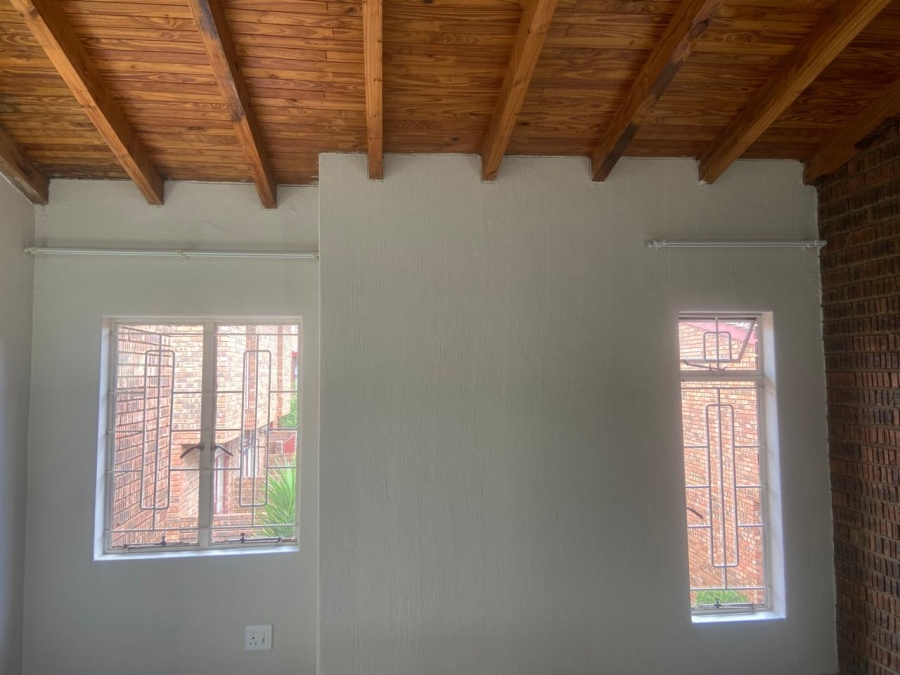 2 Bedroom Property for Sale in The Hill Gauteng