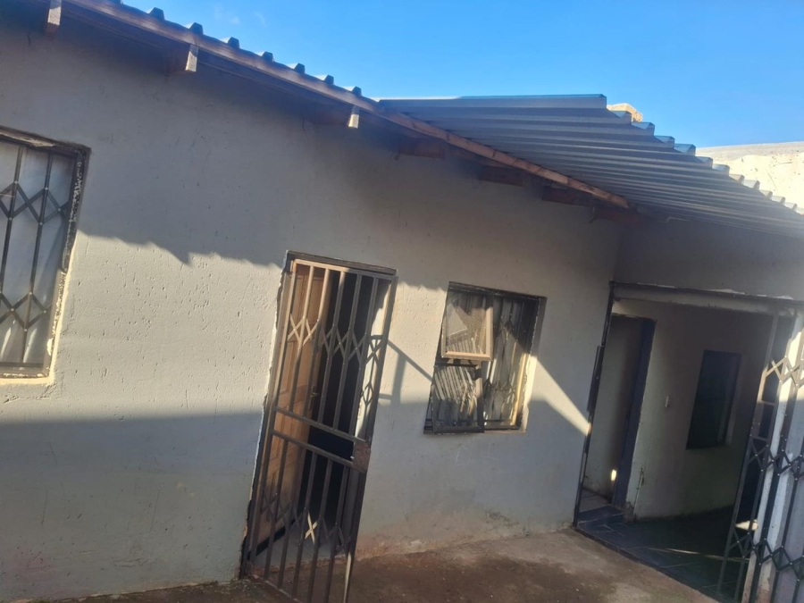 2 Bedroom Property for Sale in Atteridgeville Gauteng