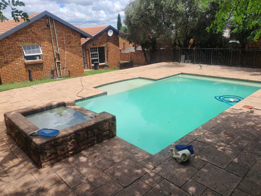 To Let 3 Bedroom Property for Rent in Zwartkop Gauteng