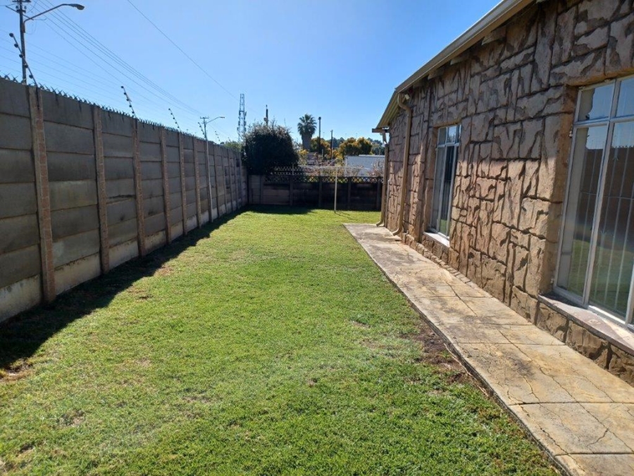 To Let 2 Bedroom Property for Rent in Union Gauteng